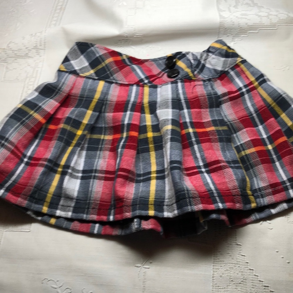 Girls Toddlers Skirt in Red, Gray, and Yellow